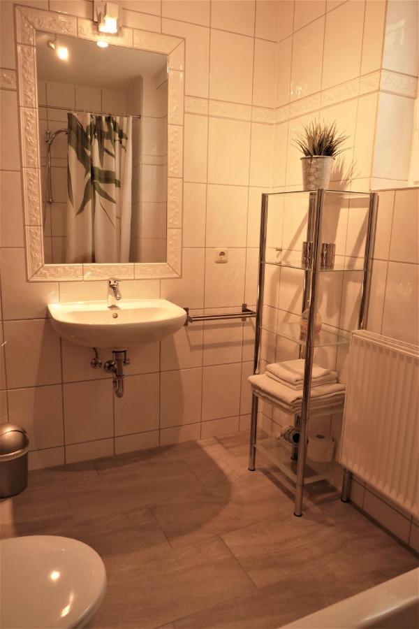 Ferienwohnung Am Koenigsberg Lubeck Exterior photo